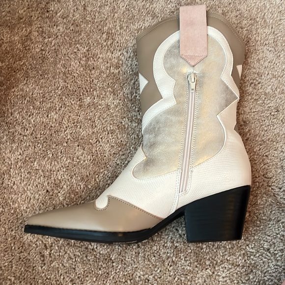 NWOT ShuShop Zizi Western Boots - Picture 6 of 13